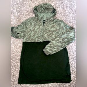 Under Armour Jacket Mens Medium Camo Green Cold Gear Fitted‎ Windbreaker Shell